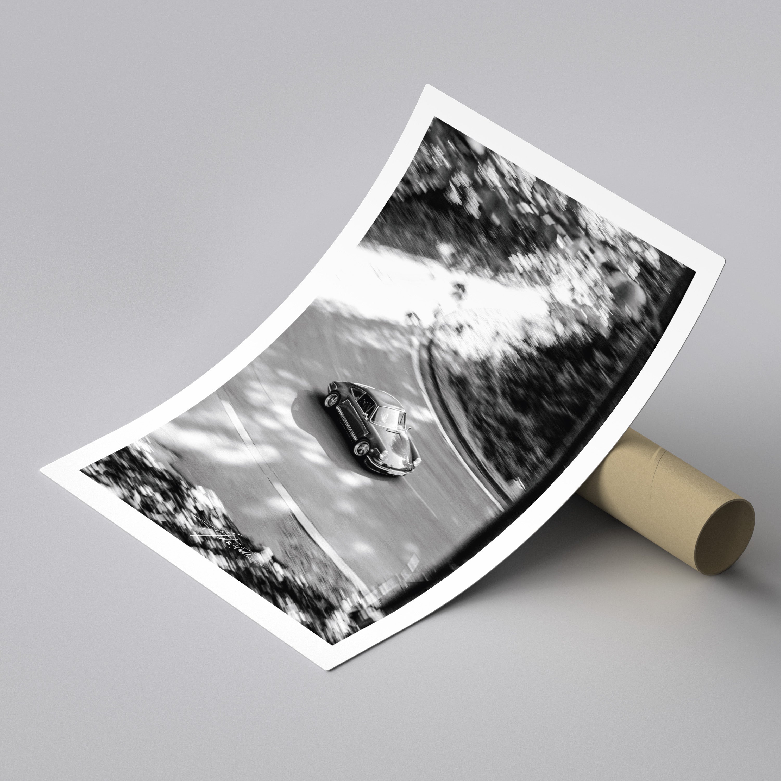 ST Curves BW