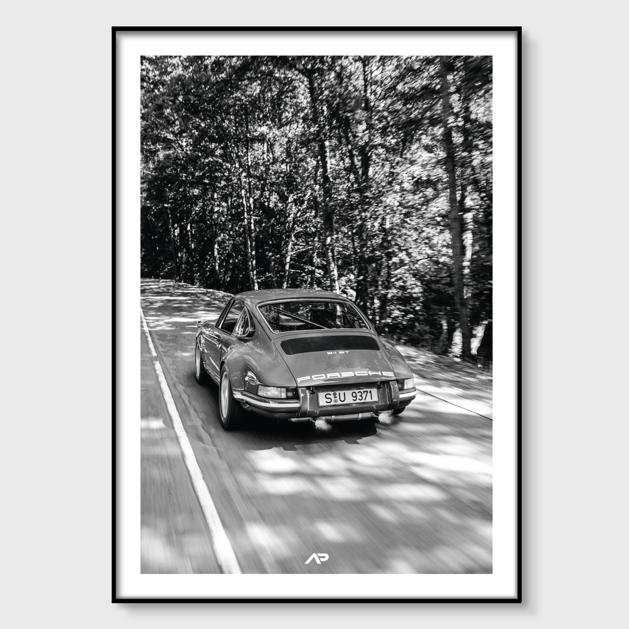 ST Rear BW